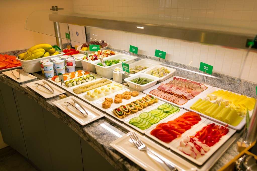 Hotel Hampton By Hilton Białystok Ristorante foto
