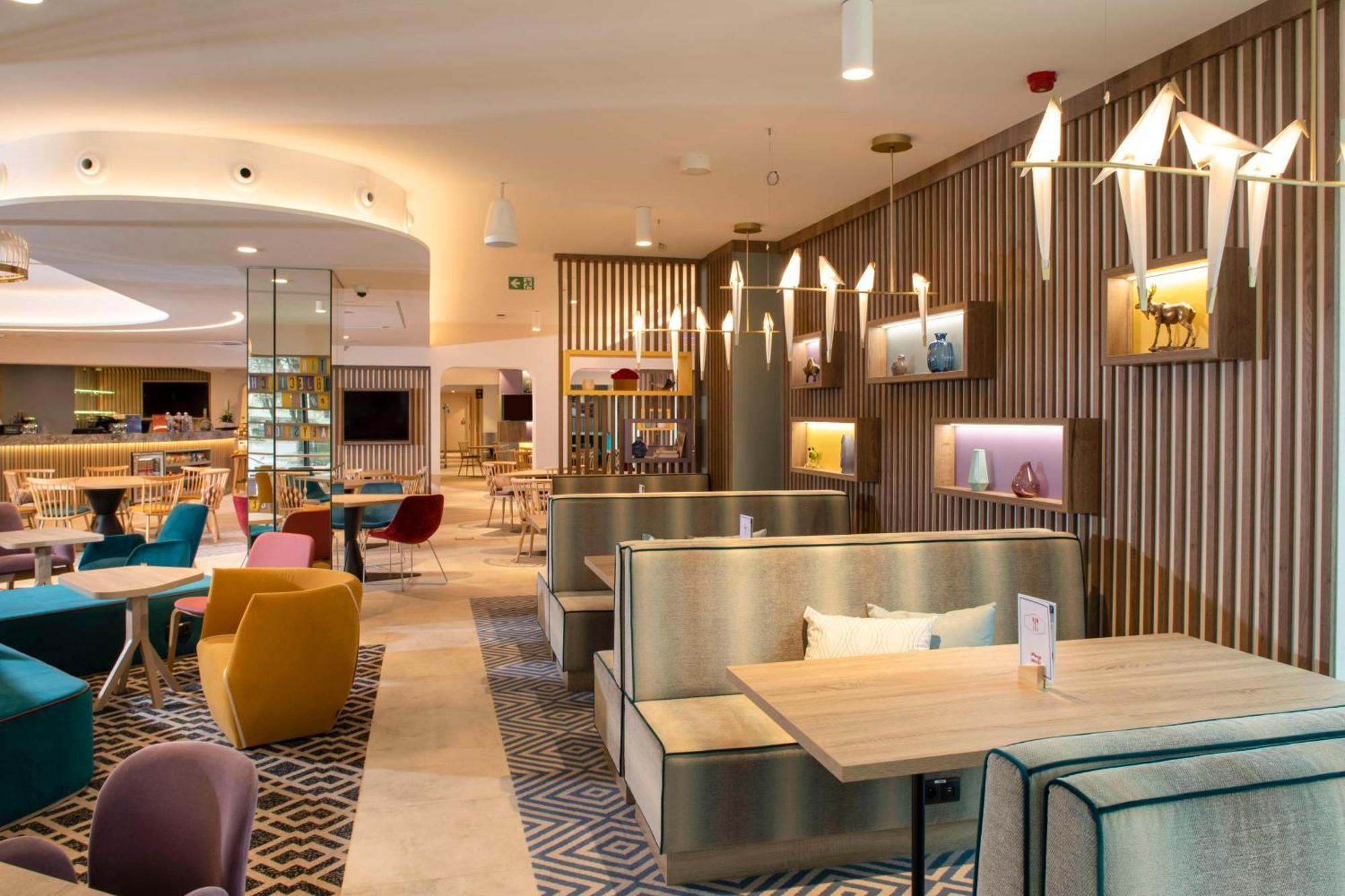 Hotel Hampton By Hilton Białystok Esterno foto