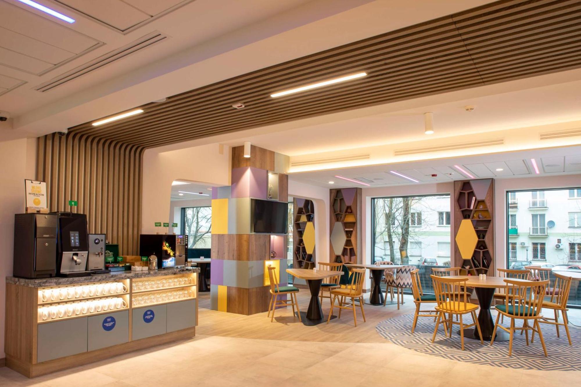 Hotel Hampton By Hilton Białystok Esterno foto
